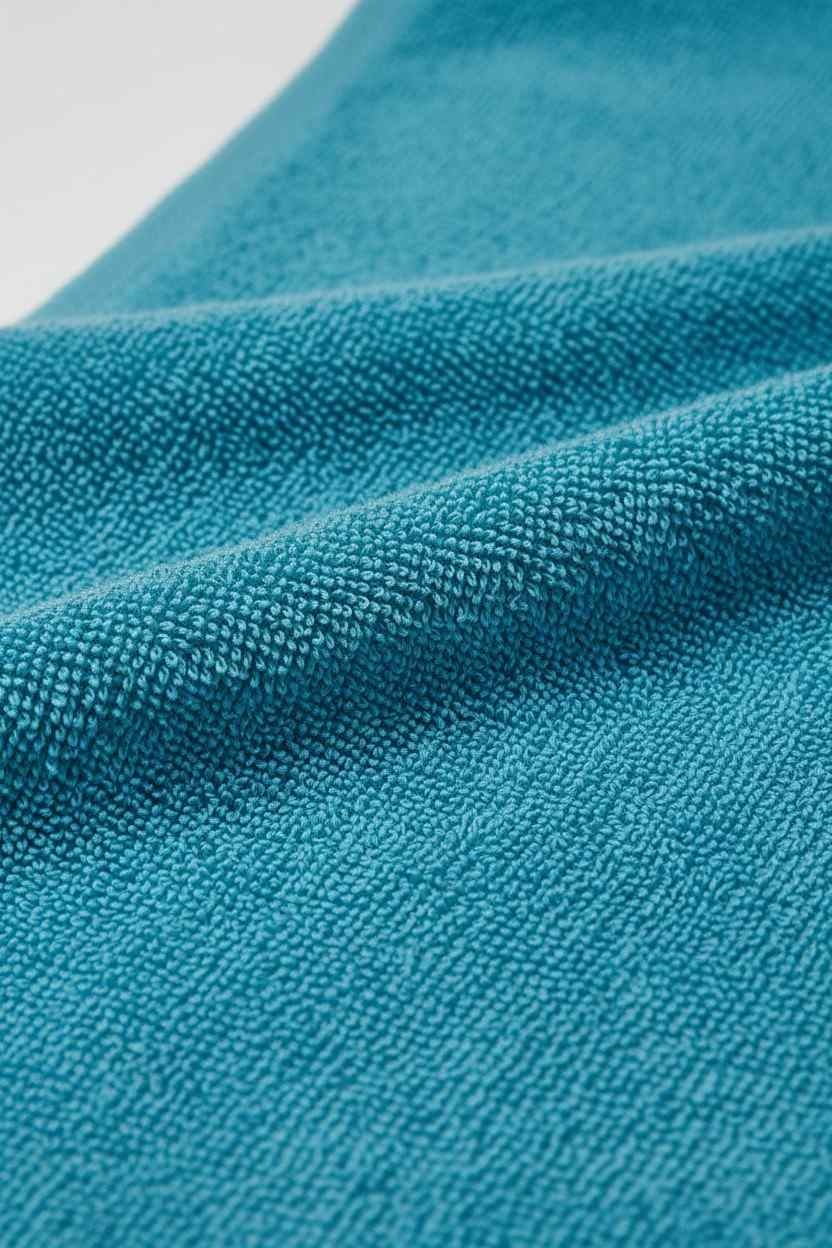 Cyan Bath Towel for Unisex | Soft, Absorbent & Quick Dry (Available in different colours)