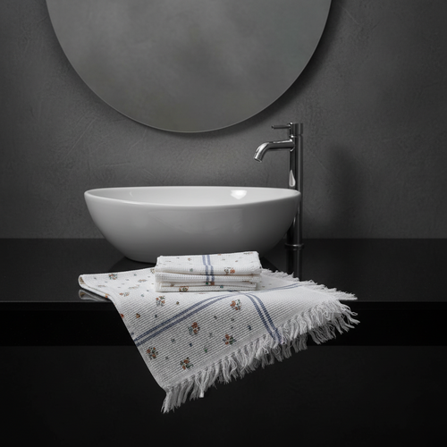 100% Cotton Striped Bath Towel with Fringe | Umbrella